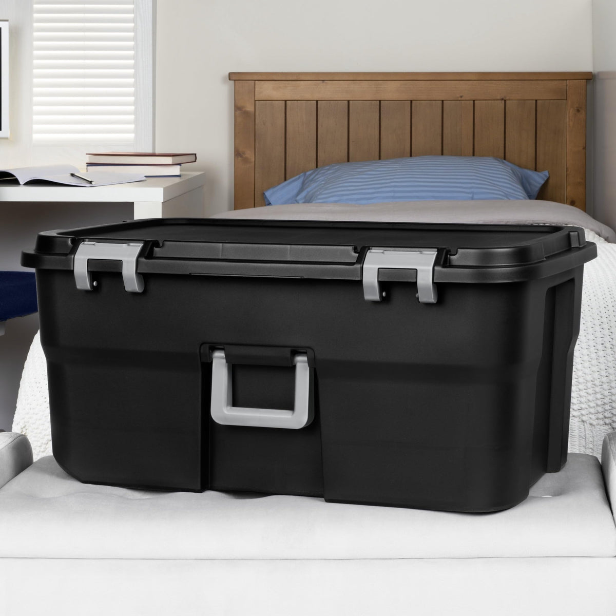 22 Gallon Black Wheeled Plastic Storage Trunk K7016