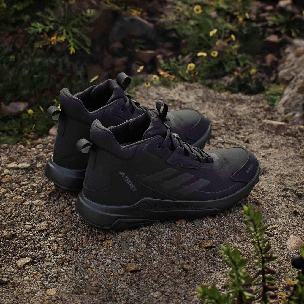 Mid Top Hiking Shoes V948694